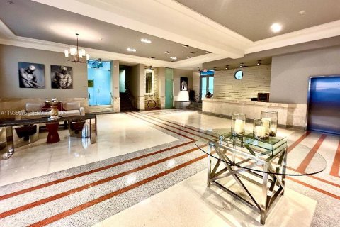 Снять в аренду кондоминиум в Майами-Бич, Флорида 1 спальня, 63.73м2, № 1993495 - фото 17