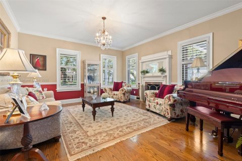 Снять в аренду виллу или дом в Тампа, Флорида 5 спален, № 1922698 - фото 13