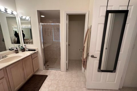 House in Boca Raton, Florida 4 bedrooms, 189.06 sq.m. № 1154137 - photo 1