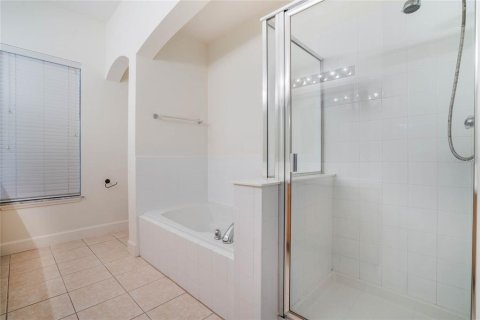 Condo in Celebration, Florida, 3 bedrooms  № 1514269 - photo 21