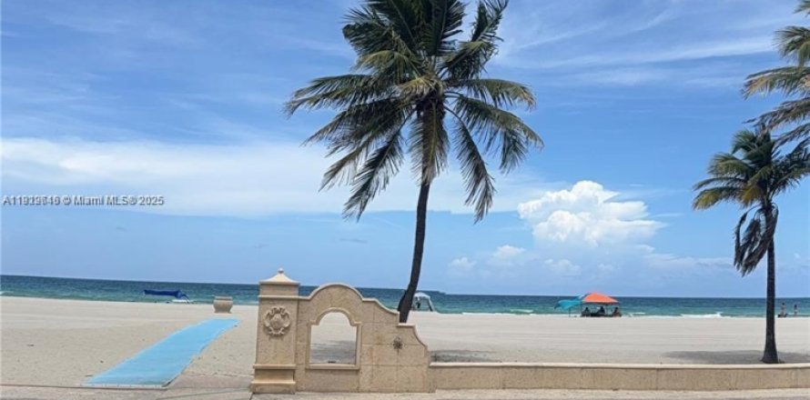 Condo à Hollywood, Floride, 1 chambre  № 2018241