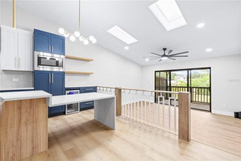 Condominio en venta en Pinellas Park, Florida, 2 dormitorios, 110.55 m2 № 2095856 - foto 7