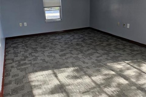 Immobilier commercial à louer à Kissimmee, Floride: 429.58 m2 № 1916434 - photo 16