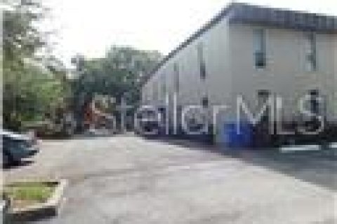 Propiedad comercial en alquiler en Kissimmee, Florida, 429.58 m2 № 1916434 - foto 5