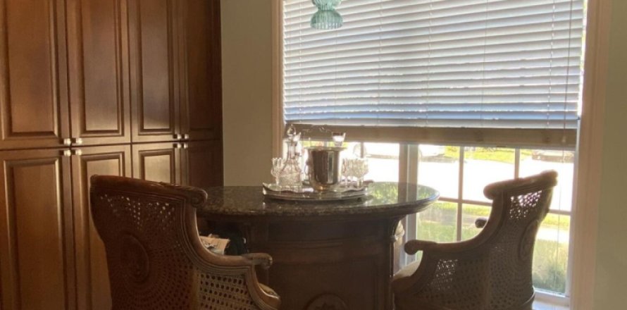 Townhouse in Fort Lauderdale, Florida 2 bedrooms, 180.42 sq.m. № 1225899