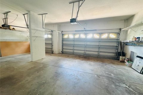 Casa en alquiler en Orlando, Florida, 5 dormitorios, 358.88 m2 № 1750597 - foto 18