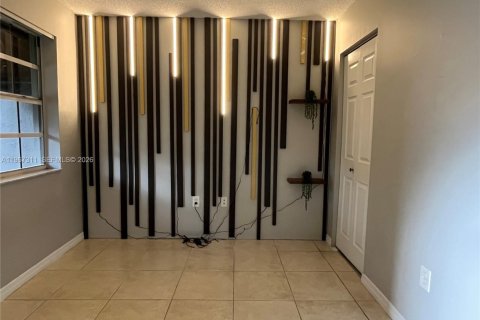 Townhouse in Cooper City, Florida 3 bedrooms, 120.96 sq.m. № 2029571 - photo 10