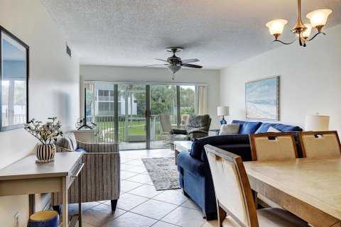 Condo in Stuart, Florida, 2 bedrooms  № 2082166 - photo 20
