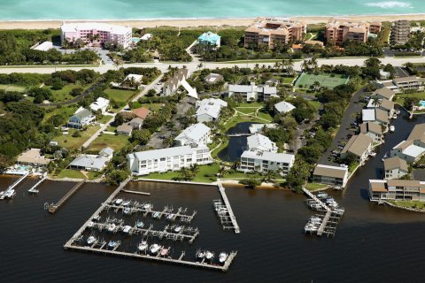 Condo in Stuart, Florida, 2 bedrooms  № 2082166 - photo 9