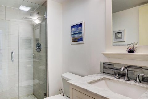 Condo in Stuart, Florida, 2 bedrooms  № 2082166 - photo 15