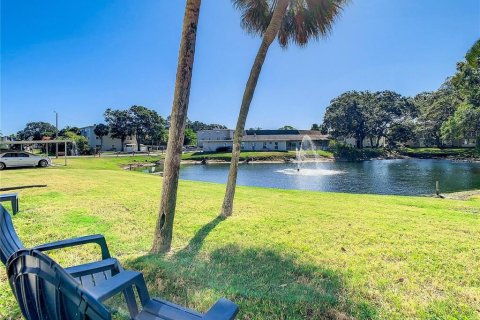 Condo in Dunedin, Florida, 2 bedrooms  № 2205692 - photo 3