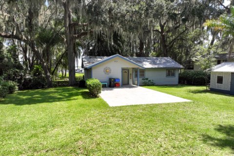 House in Melrose, Florida 3 bedrooms, 156.73 sq.m. № 774460 - photo 1