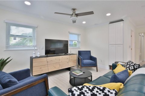 Villa ou maison à louer à Sarasota, Floride: 1 chambre, 74.88 m2 № 2384056 - photo 7