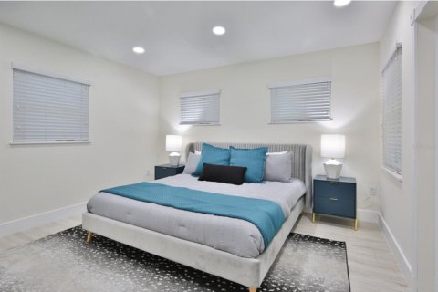 Villa ou maison à louer à Sarasota, Floride: 1 chambre, 74.88 m2 № 2384056 - photo 14