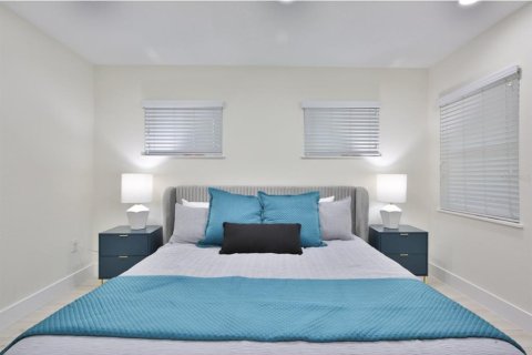 Villa ou maison à louer à Sarasota, Floride: 1 chambre, 74.88 m2 № 2384056 - photo 13