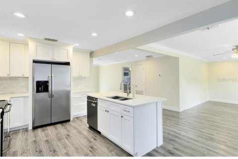 Casa en alquiler en Orlando, Florida, 3 dormitorios, 132.66 m2 № 1906023 - foto 9