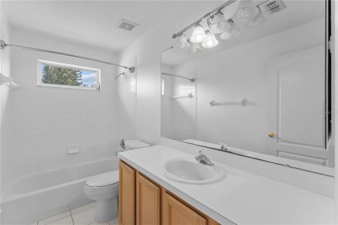 House in Orlando, Florida 4 bedrooms, 226.59 sq.m. № 2225370 - photo 30