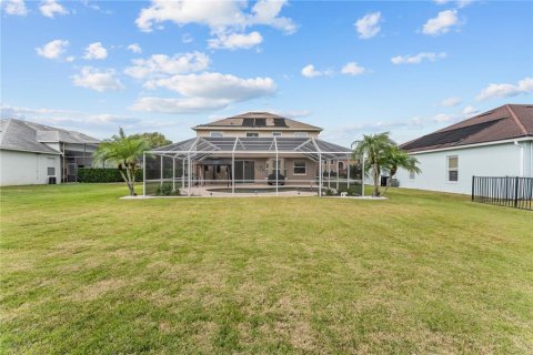 House in Orlando, Florida 4 bedrooms, 226.59 sq.m. № 2225370 - photo 3