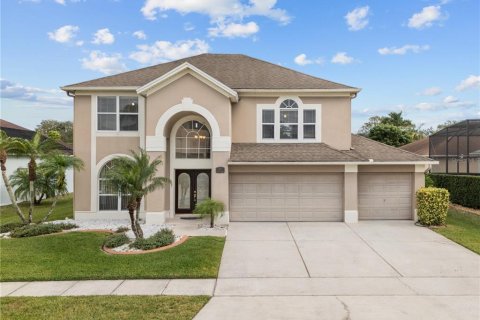 House in Orlando, Florida 4 bedrooms, 226.59 sq.m. № 2225370