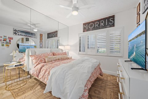 Condo in Tequesta, Florida, 2 bedrooms № 2249258 - photo 17