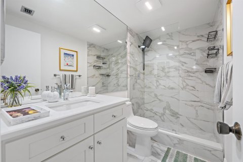 Condo in Tequesta, Florida, 2 bedrooms № 2249258 - photo 18