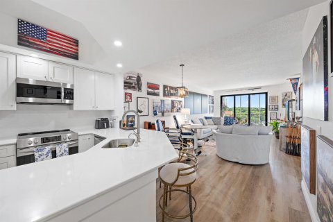 Condo in Tequesta, Florida, 2 bedrooms № 2249258 - photo 6