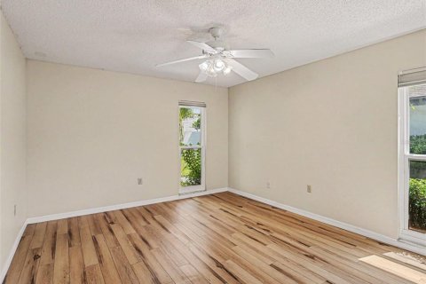 Condo in Sarasota, Florida, 2 bedrooms № 2142699 - photo 17