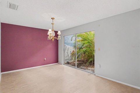 Condo in Sarasota, Florida, 2 bedrooms № 2142699 - photo 5