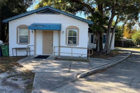 House in Clearwater, Florida 1 bedroom, 138.15 sq.m. № 2211198