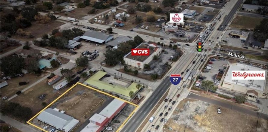 Immobilier commercial à Avon Park, Floride 905.15 m2 № 2237176
