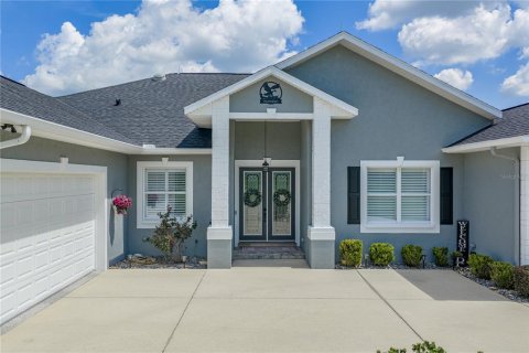 House in Dade City, Florida 3 bedrooms, 295.52 sq.m. № 2216531 - photo 8