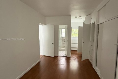 Apartamento en alquiler en Bay Harbor Islands, Florida, 1 dormitorio, 52.68 m2 № 1976276 - foto 25