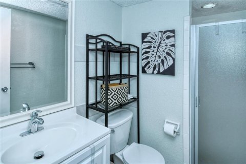 Condominio en alquiler en Sarasota, Florida, 2 dormitorios, 83.61 m2 № 1125783 - foto 13