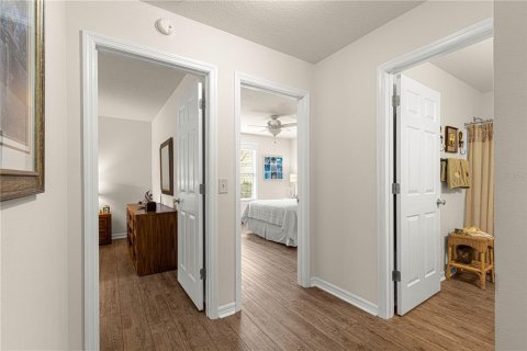 House in The Villages, Florida 2 bedrooms, 105.44 sq.m. № 1579014 - photo 17