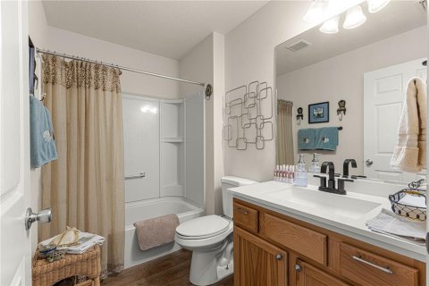 House in The Villages, Florida 2 bedrooms, 105.44 sq.m. № 1579014 - photo 28