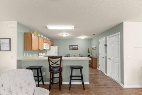 House in The Villages, Florida 2 bedrooms, 105.44 sq.m. № 1579014 - photo 16