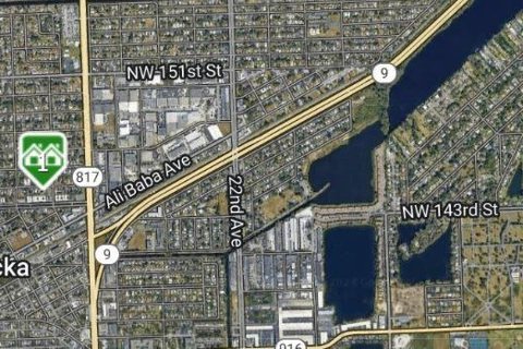 Commercial property in Opa-locka, Florida 326.46 sq.m. № 1984924 - photo 7