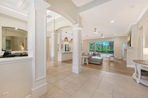 Casa en venta en Sarasota, Florida, 4 dormitorios, 354.24 m2 № 2384409 - foto 9