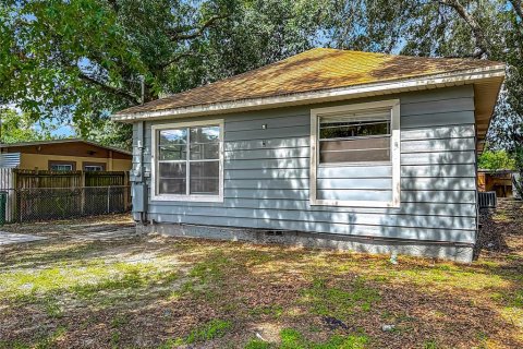 House in Tampa, Florida 3 bedrooms, 115.94 sq.m. № 1826685 - photo 8