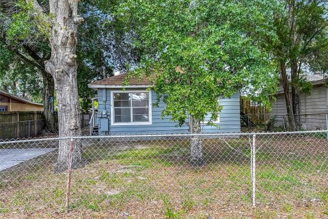 House in Tampa, Florida 3 bedrooms, 115.94 sq.m. № 1826685 - photo 7