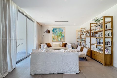 Villa ou maison à vendre à Key Biscayne, Floride: 5 chambres, 349.5 m2 № 1966254 - photo 7