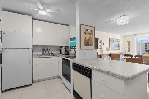 Condominio en venta en Aventura, Florida, 1 dormitorio № 1956157 - foto 3