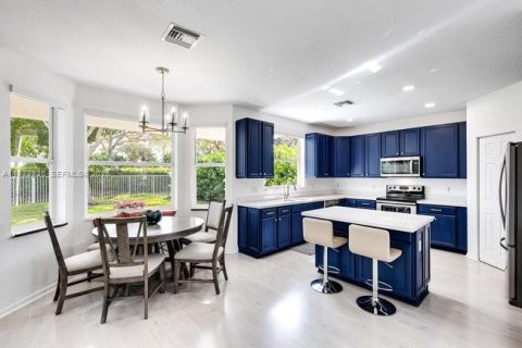 Villa ou maison à vendre à Wellington, Floride: 6 chambres, 301.28 m2 № 1995472 - photo 5