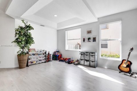 Villa ou maison à vendre à Wellington, Floride: 6 chambres, 301.28 m2 № 1995472 - photo 3