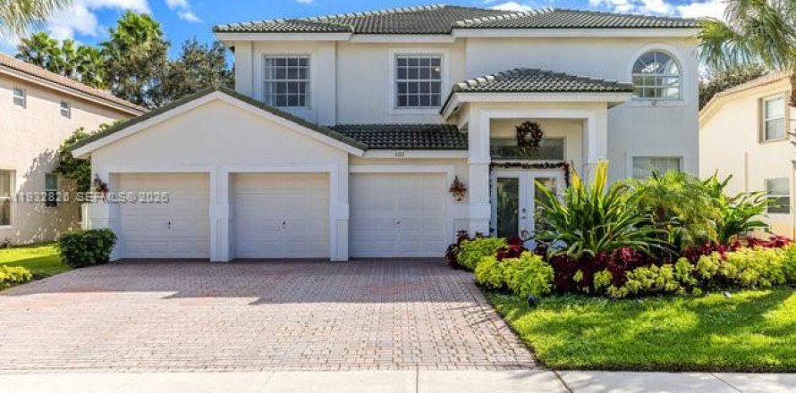 Villa ou maison à Wellington, Floride 6 chambres, 301.28 m2 № 1995472