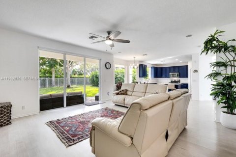 Villa ou maison à vendre à Wellington, Floride: 6 chambres, 301.28 m2 № 1995472 - photo 11