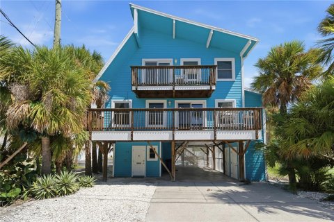 Villa ou maison à Saint Pete Beach, Floride 4 chambres, 174.28 m2 № 2350278