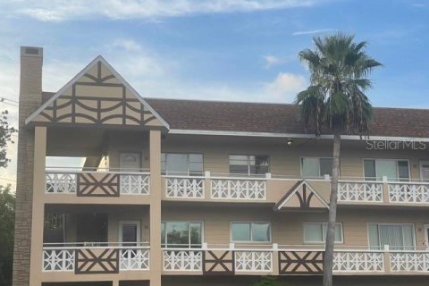 Condo in Clearwater, Florida, 2 bedrooms  № 1307412 - photo 25