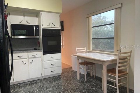 Condo in Clearwater, Florida, 2 bedrooms  № 1307412 - photo 9