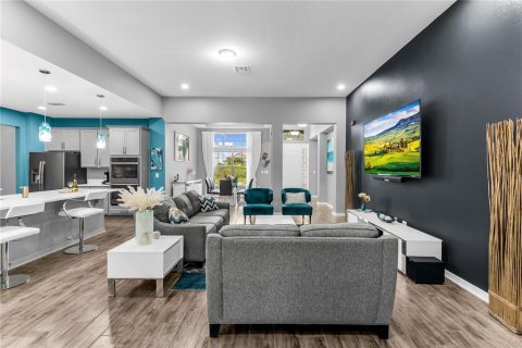 Villa ou maison à vendre à Apopka, Floride: 4 chambres, 278.99 m2 № 2404761 - photo 8